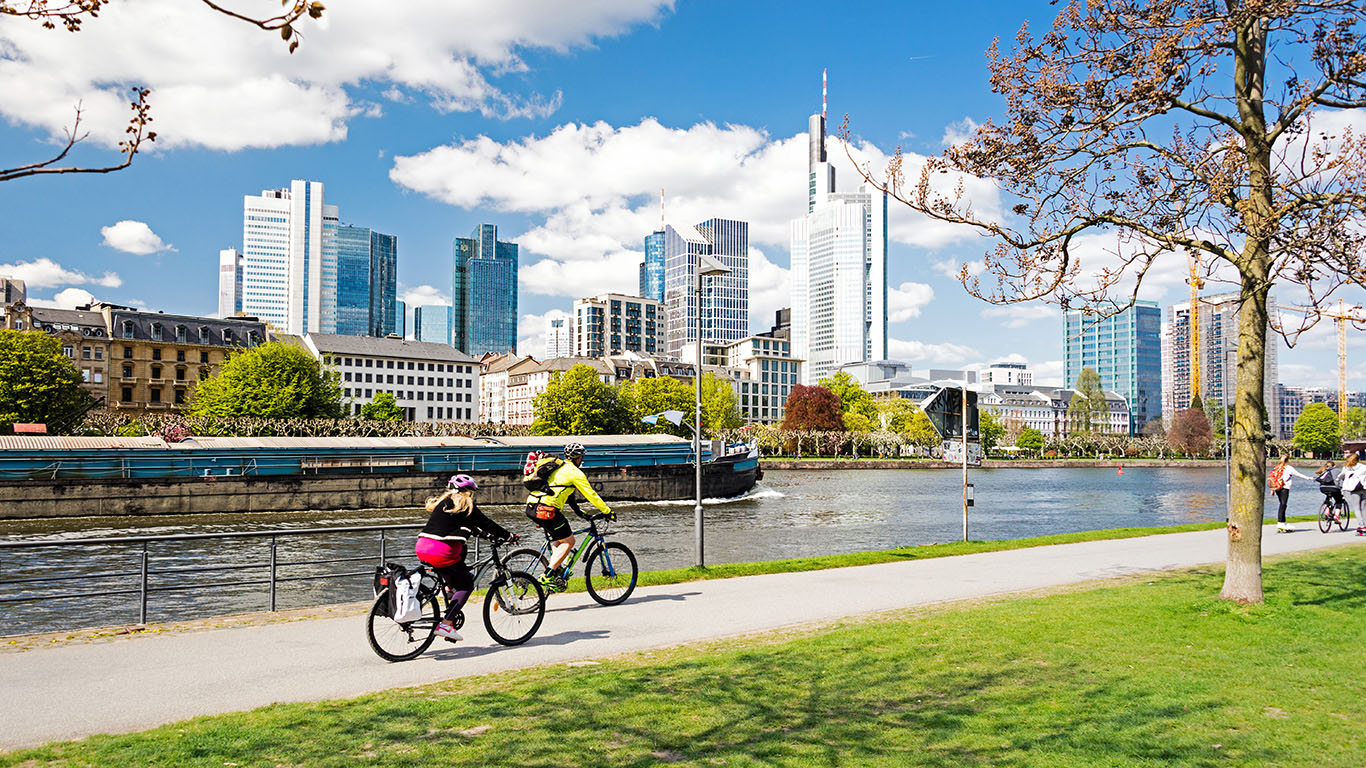 Billigflüge nach Frankfurt